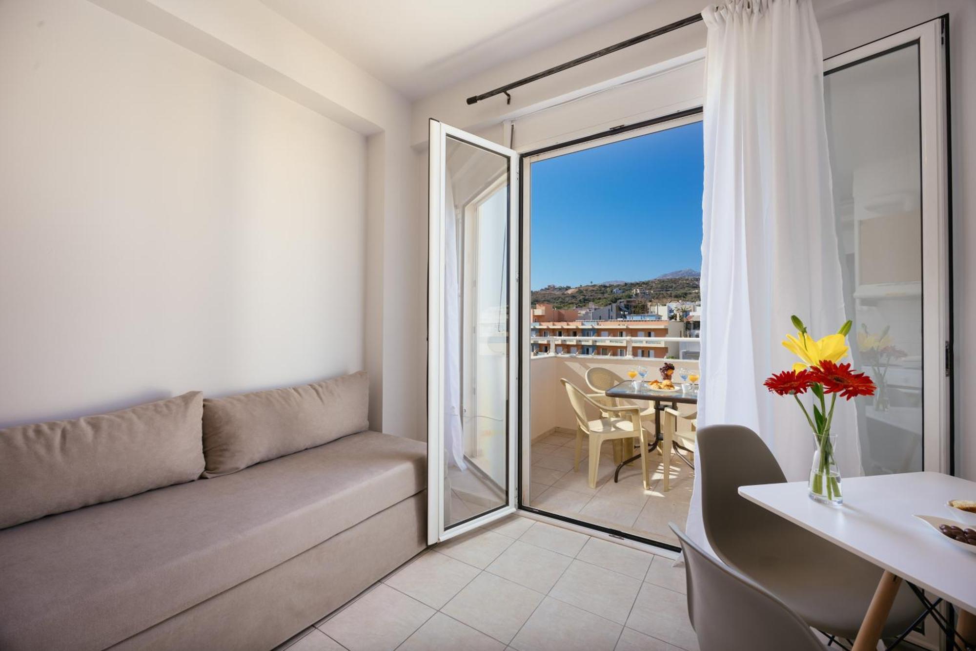 Seperi Sea & Sun Apartment Ретимно Екстериор снимка